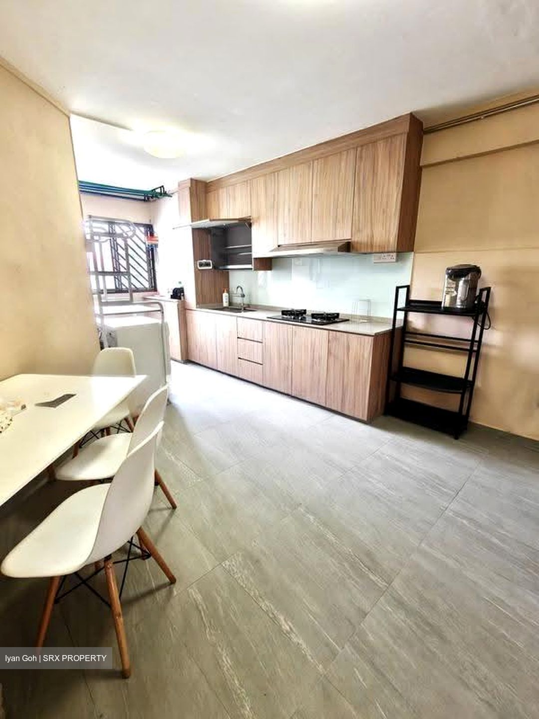 Blk 257 Jurong East Street 24 (Jurong East), HDB 4 Rooms #636484691